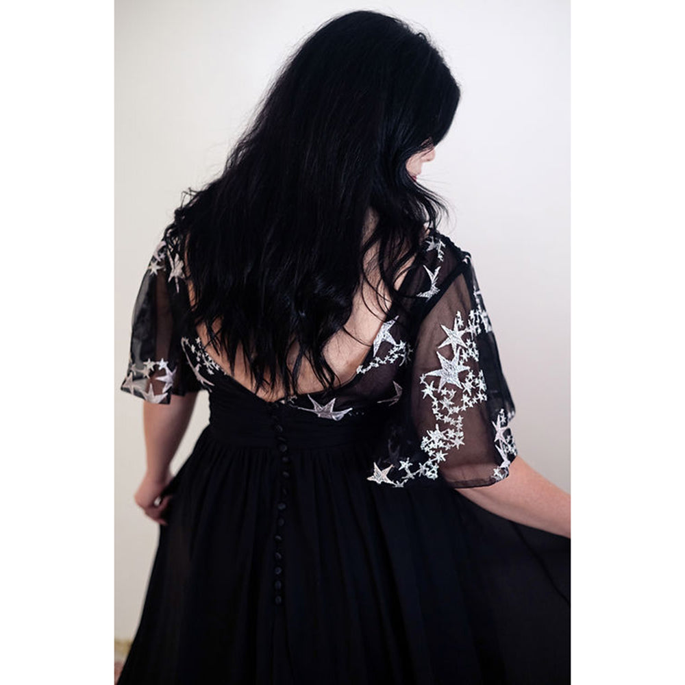 O Neck Short Cap Sleeve Open Back Lace Train A Line Gothic Black Wedding Dress