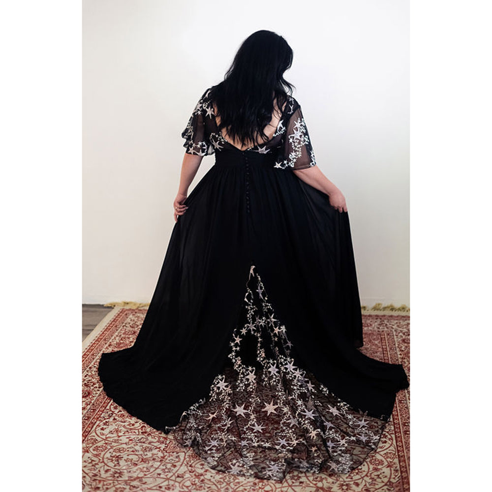 O Neck Short Cap Sleeve Open Back Lace Train A Line Gothic Black Wedding Dress