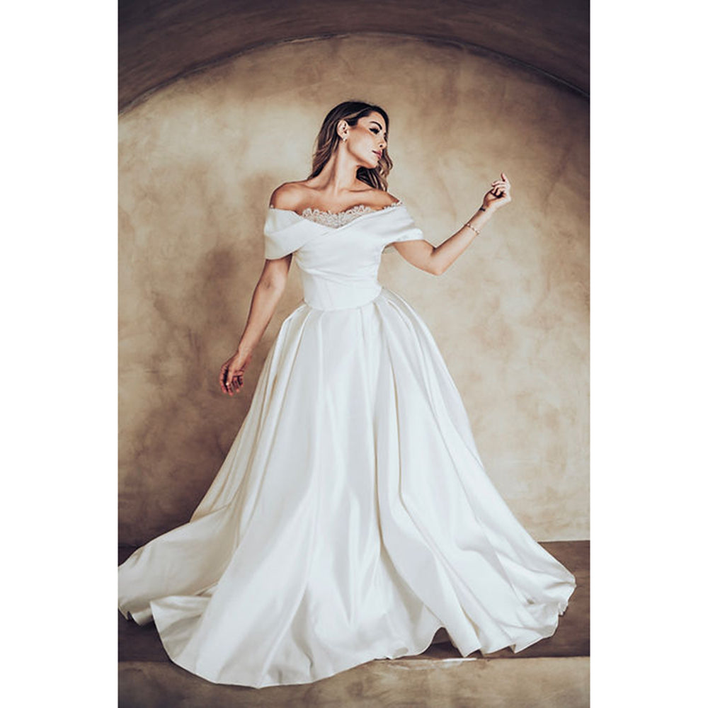 Sexy Lace Strapless Neck Off the Shoulder Short Sleeve Back Lace Up Satin A Line Gothic Black Wedding Dress