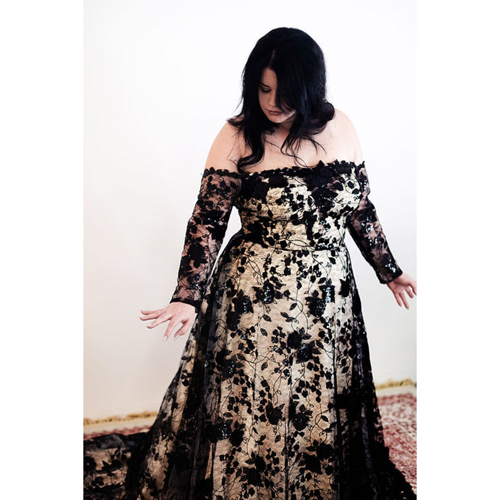 Sexy Strapless Off the Shoulder Long Sleeve Open Back Full Lace A Line Gothic Black Wedding Dress