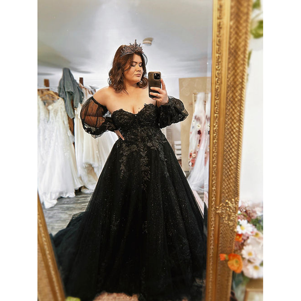Sexy Split Sweetheart Neck Off the Shoulder Puff Sleeve Back Lace Up Appliques Tulle A Line Gothic Black Wedding Dress
