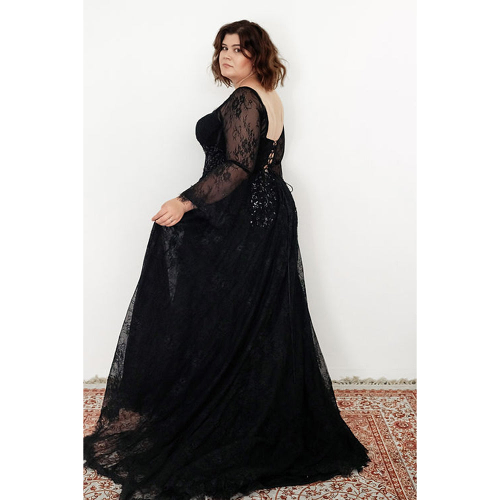 Elegant Sweetheart Neck Long Flare Sleeve Back Lace Up Full Lace A Line Gothic Black Wedding Dress