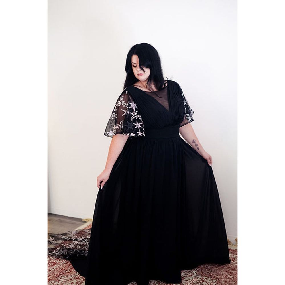 O Neck Short Cap Sleeve Open Back Lace Train A Line Gothic Black Wedding Dress