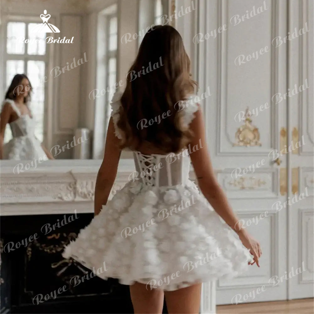 Robe de mariée courte sexy à bretelles spaghetti et col en cœur, en dentelle, style bohème, 2025
