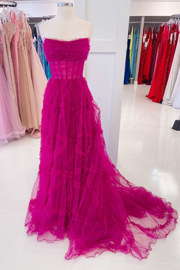 Lainey | Langes, trägerloses A-Linien-Kleid mit Rüschen und Puffärmeln