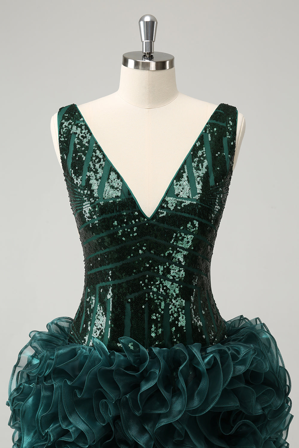 Stilvolles dunkelgrünes, figurbetontes, kurzes Homecoming-Kleid mit Pailletten und V-Ausschnitt und abnehmbarem Rock