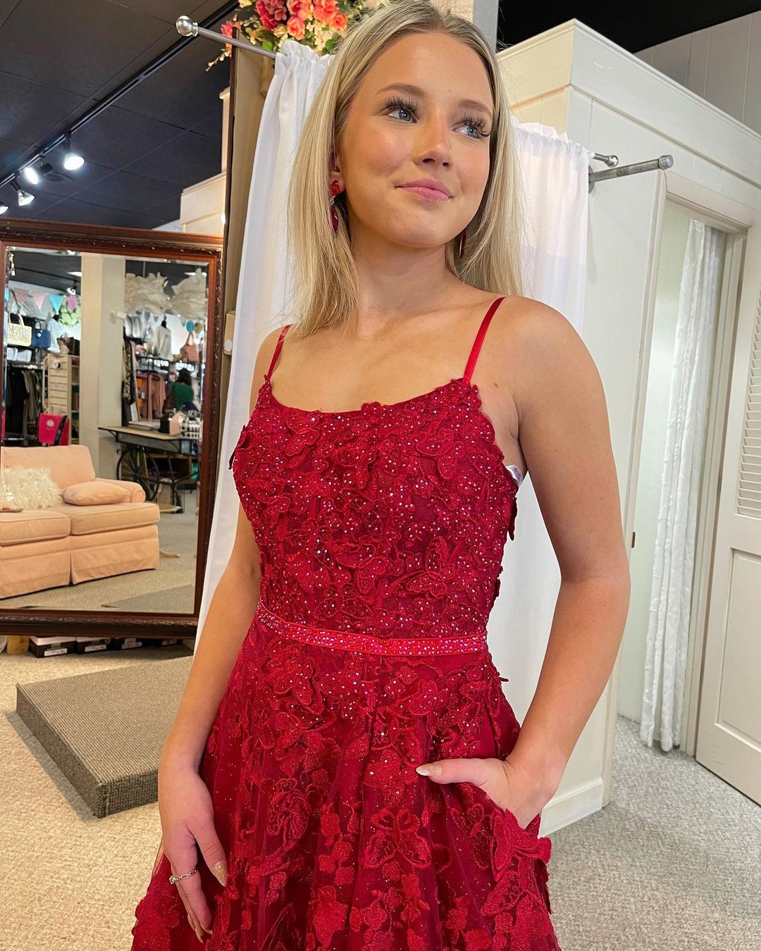 Roycebridal Shana | Süßes A-Linien-Ballkleid mit U-Ausschnitt und Perlenbesatz in Rot