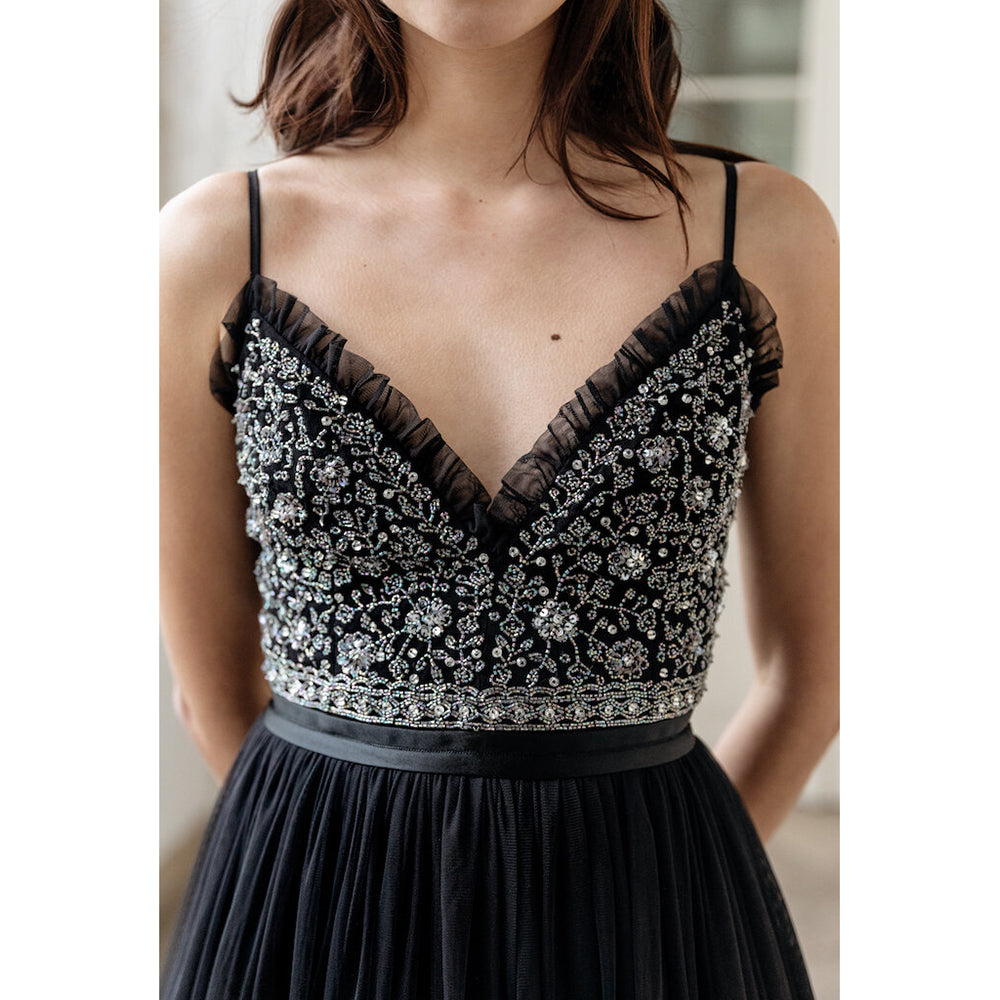 V Neck Spaghetti Straps Beading Top Gothic Black A Line Wedding Dress