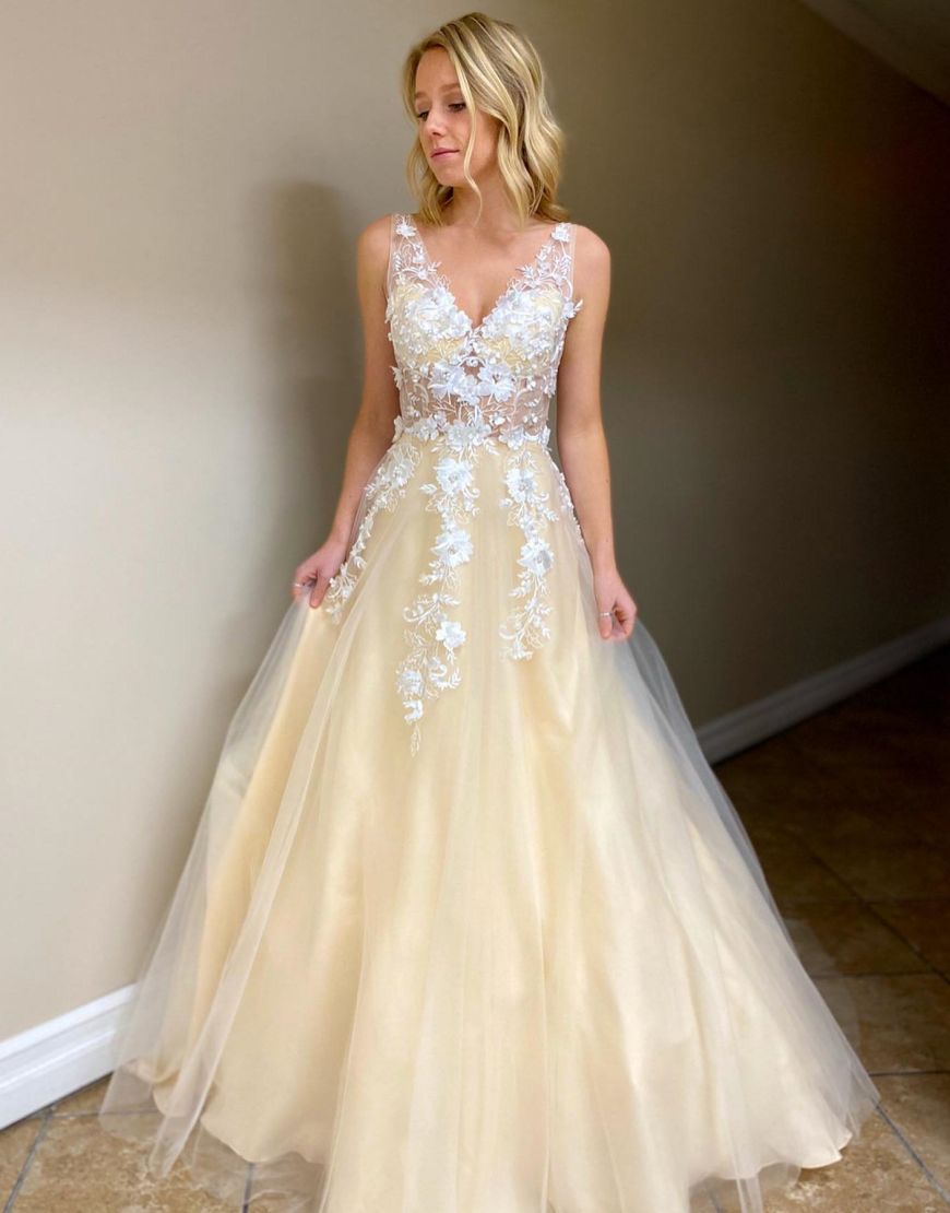 Roycebridal Jemma | Robe de soirée trapèze longue avec appliqués