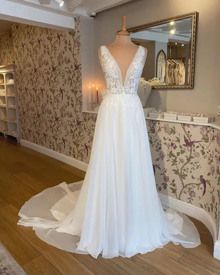 Roycebridal Lace Appliques Boho Chiffon Wedding Dress Deep V-neck A Line Sexy Women Civil Bridal Wedding Gowns