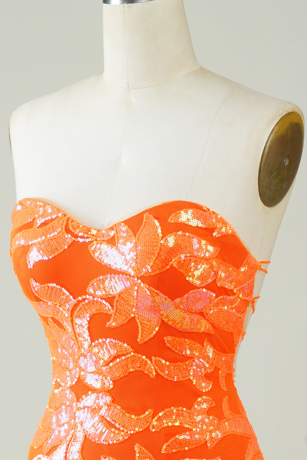 Robe de soirée moulante orange sans bretelles