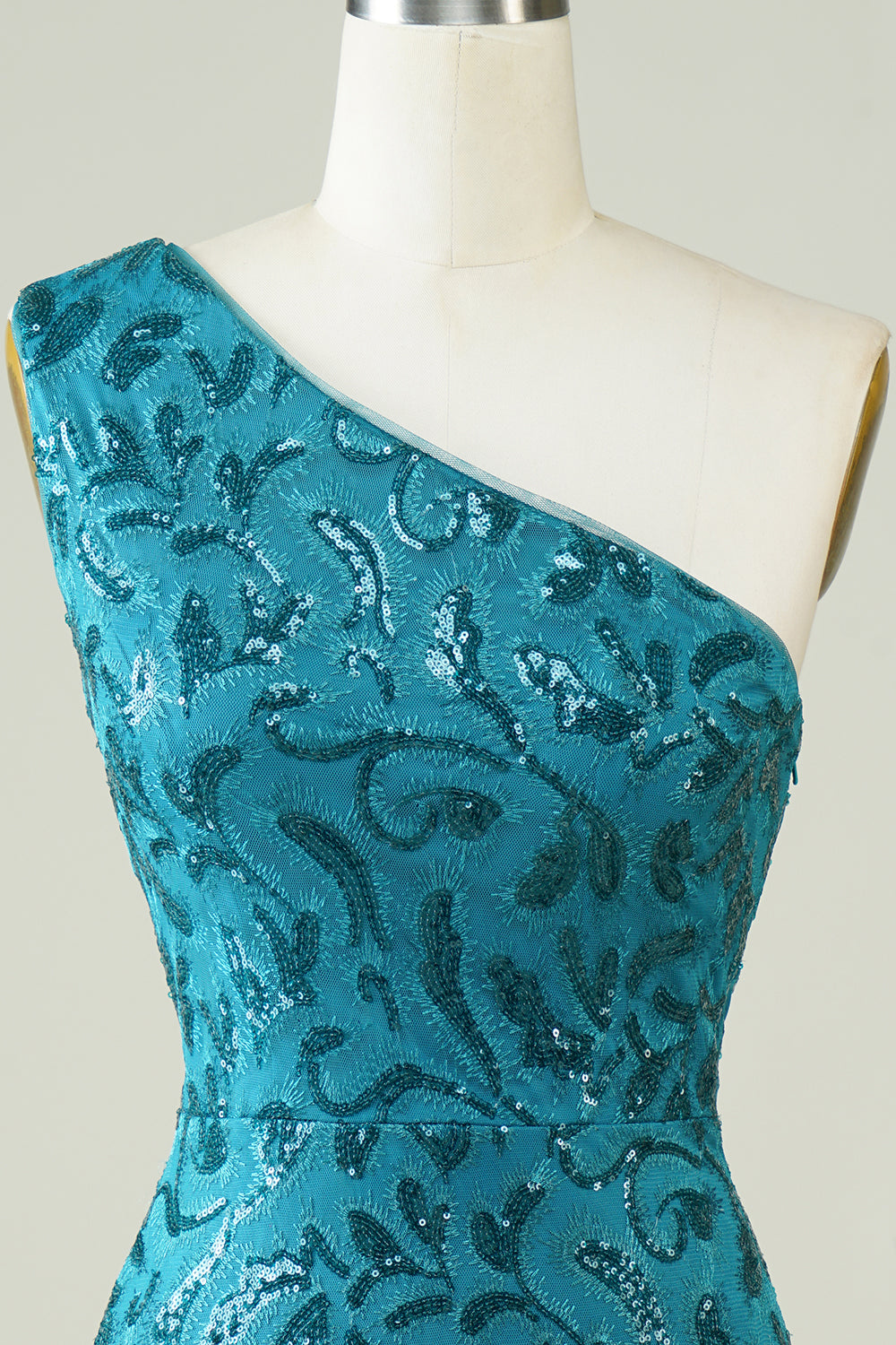 Blaues, enges One-Shoulder-Homecoming-Kleid mit Aussparung am Rücken