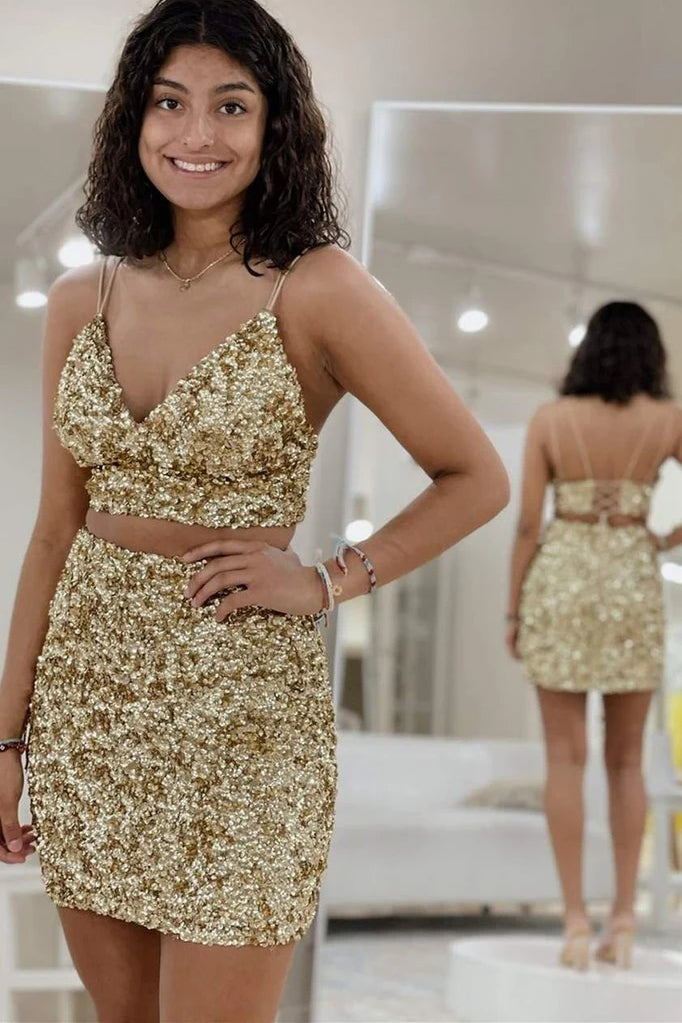 Robe de soirée courte deux pièces à bretelles spaghetti et col en V à paillettes