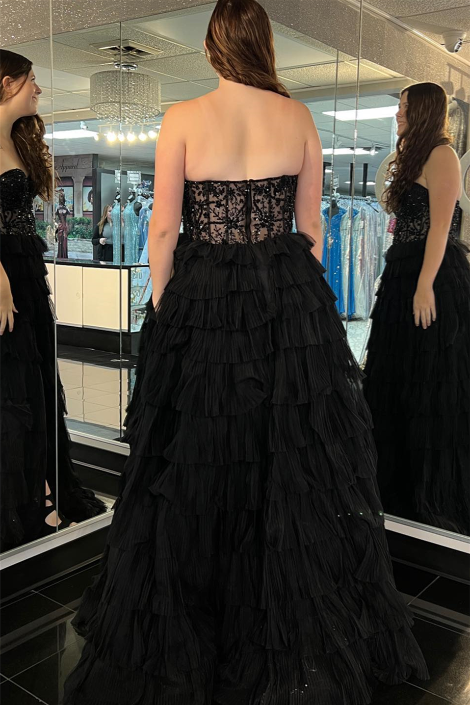 Roycebridal Phelicia | Langes, trägerloses A-Linien-Ballkleid aus Tüll mit Schlitz