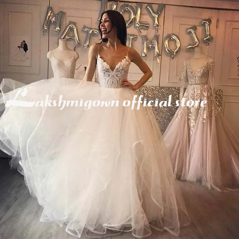 Roycebridal lakshmigown V Neck Princess Tulle Wedding Dresses Thin Straps Puffy Bridal Dress Robes de Mariag A-line Wedding Dresses