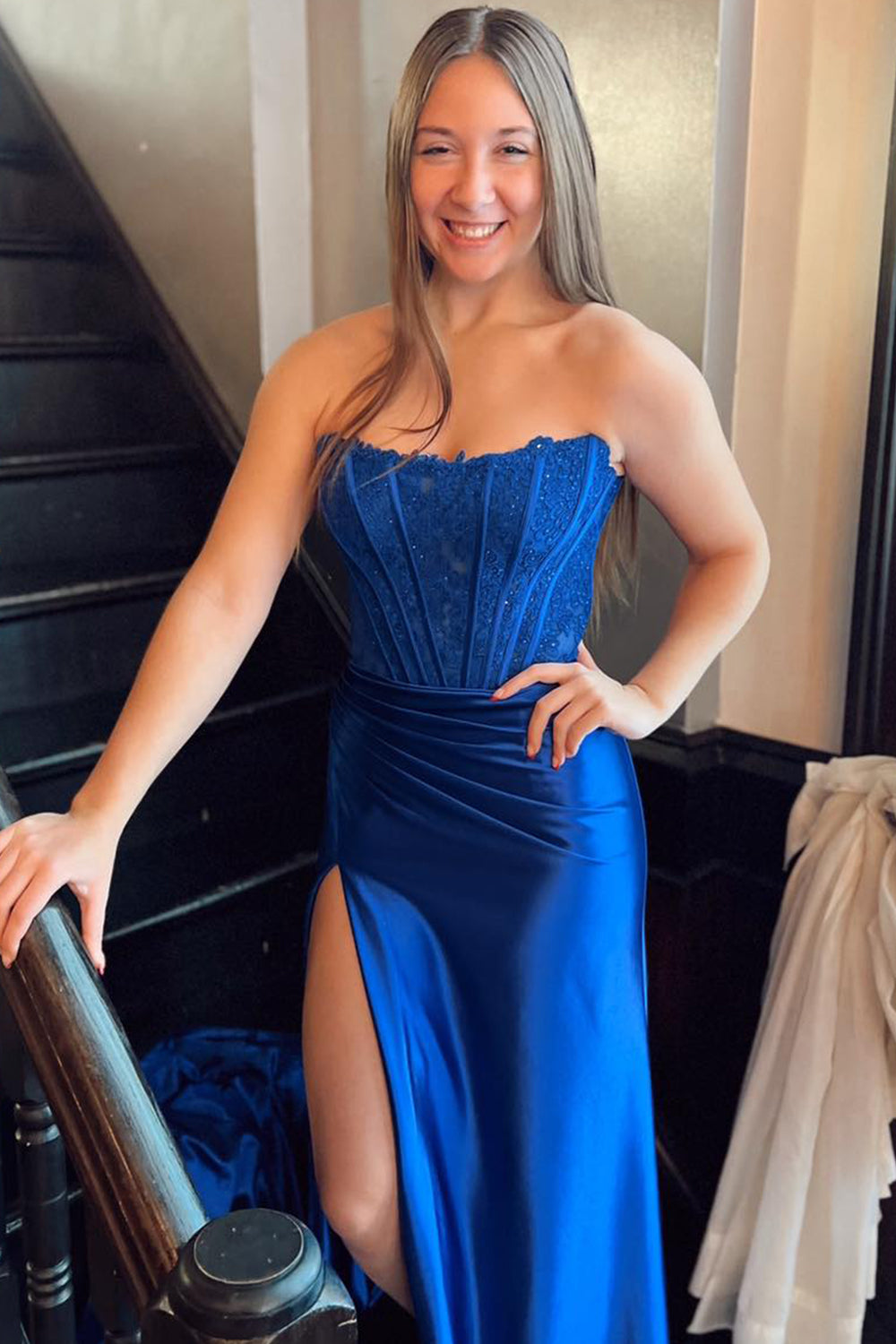 Roycebridal Arielle |Sheath Strapless Corset Satin Prom Dress with Slit