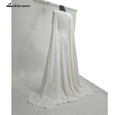 Robes de soirée blanches pures Roycebridal bien typées avec cape Robes de célébrités en satin Outlayer Robes de tapis rouge
