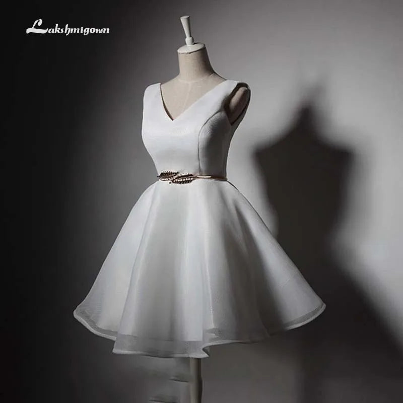 Roycebridal Cheap Short Beach Wedding Dresses Backless Women Formal Bridal Party Gowns White Dress With Sashes robe de mariee de luxe