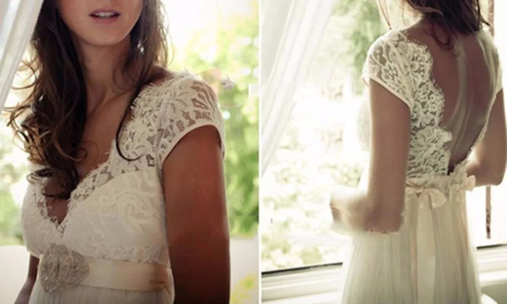 Robe de mariée de plage à manches courtes et dos nu, style Roycebridal, avec perles, robe de mariée simple, blanche, col en V