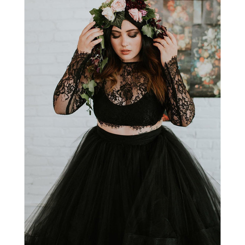 V-Ausschnitt Langarm Spitze Perlen Top A Linie Gothic Schwarzes Brautkleid