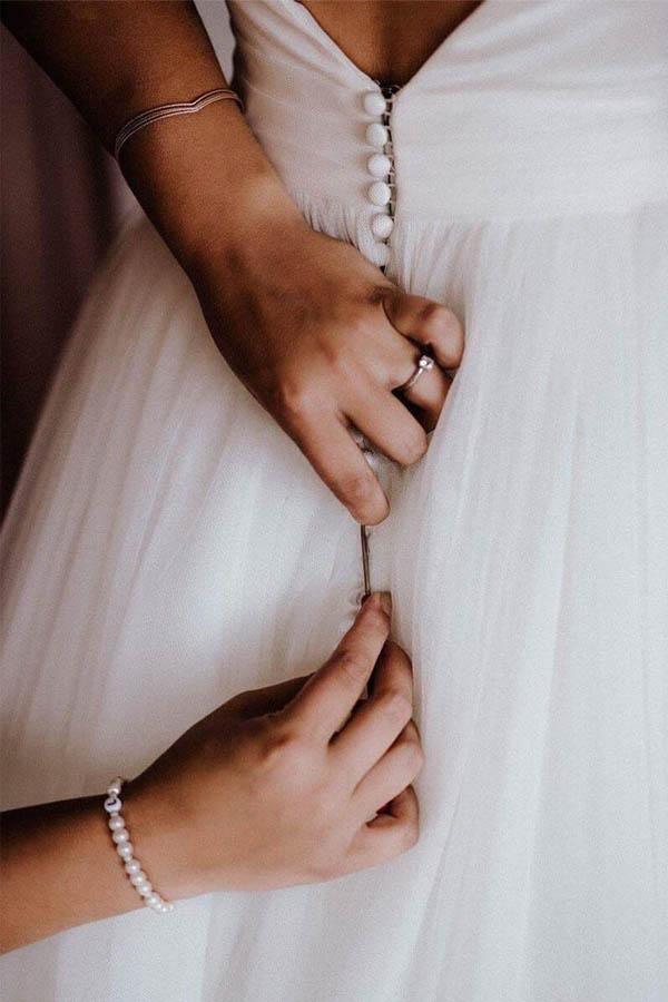 Ivory Tulle A-line Modest Backless Wedding Dresses, Simple Wedding Gown, MW861Ivory Tulle A-line Modest Backless Wedding Dresses, Simple Wedding Gown, MW861 | simple wedding dress online | bridal gowns | wedding dress stores | musebridals.com