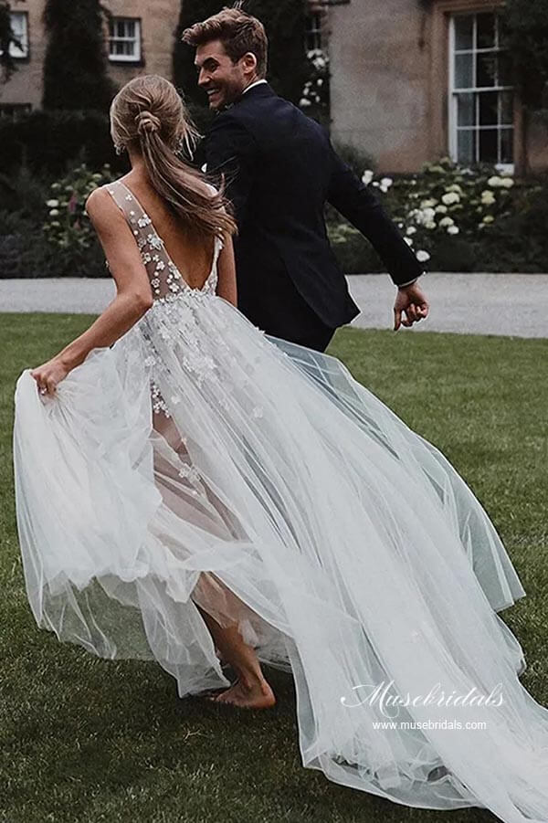 Modest Tulle A-line V-neck Beach Wedding Dresses With Lace Appliques, MW943 | summer wedding dresses | beach wedding gown | vintage wedding dresses | musebridals.com