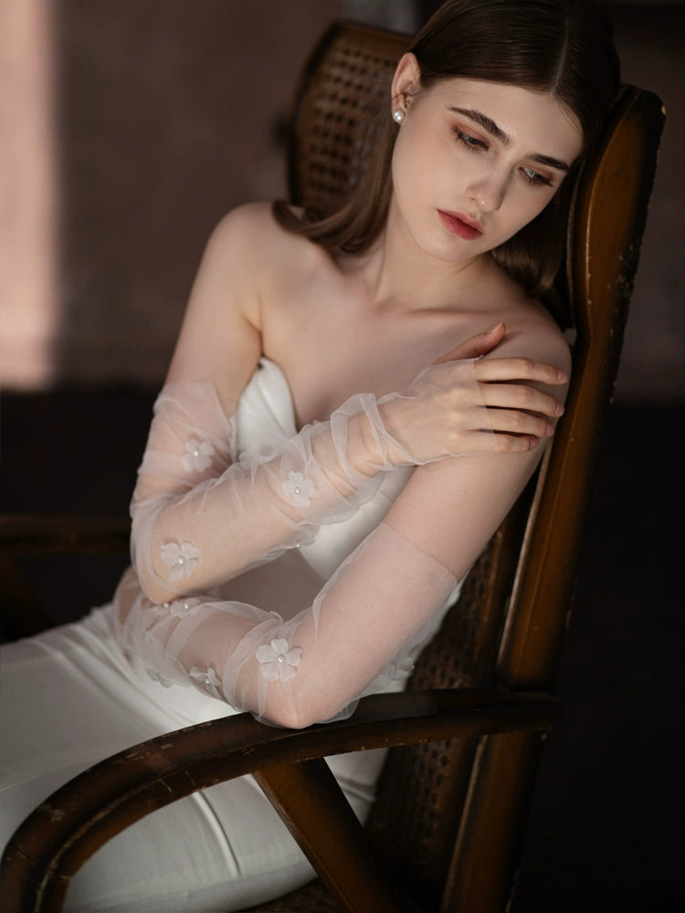 Gants de mariée en dentelle et perles Roycebridal