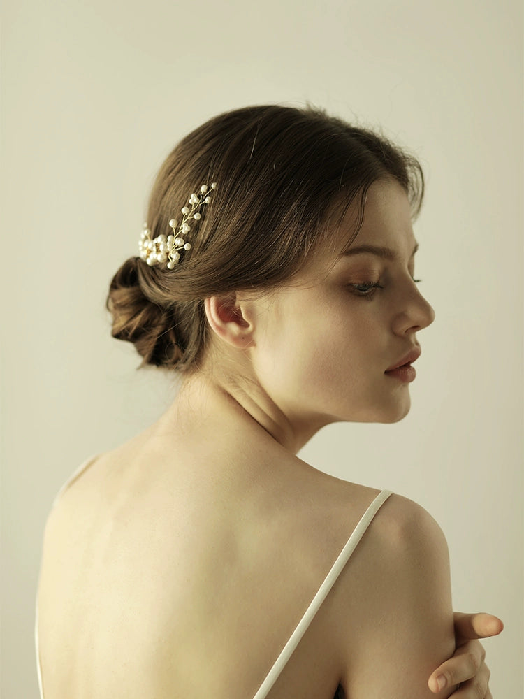 Roycebridal Accessoires de cheveux de mariée simples Peigne à cheveux perlé fait main doré à la mode pour robe de mariée Accessoires de cheveux de demoiselle d'honneur