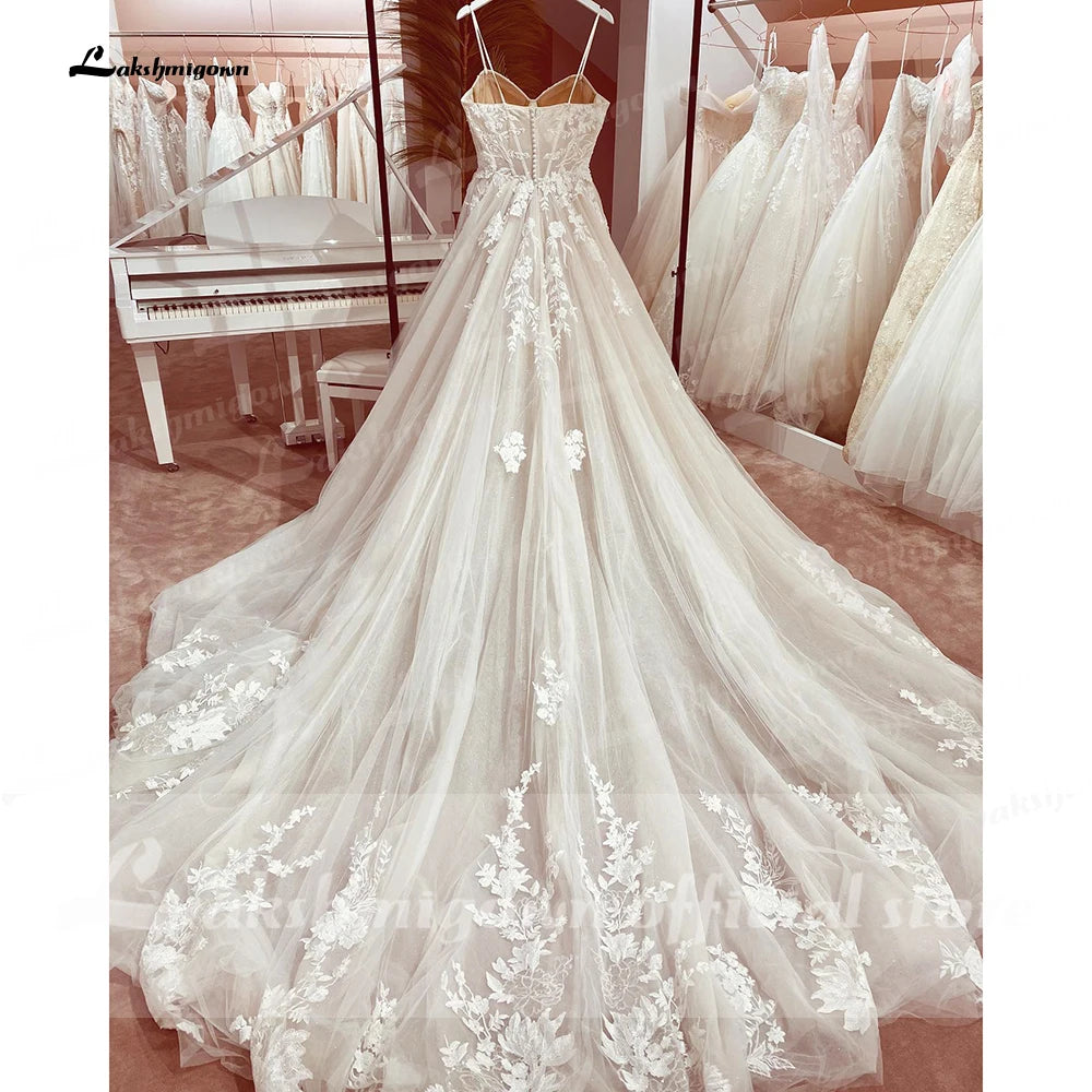 Princess Lace Wedding Dress Bridal Robe Vestido Spaghetti Straps Chapel Train Champagne Tulle Wedding Gown Lakshmigown