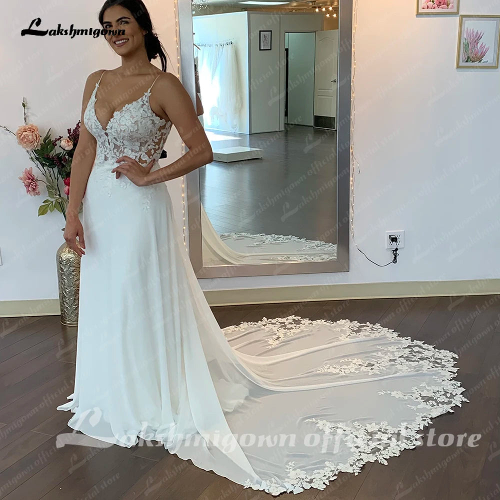 Roycebridal Elfenbein Spitze Applikationen Chiffon Bodenlang A-Linie Brautkleider Kapelle Schleppe Maßgefertigt V-Ausschnitt Brautkleid