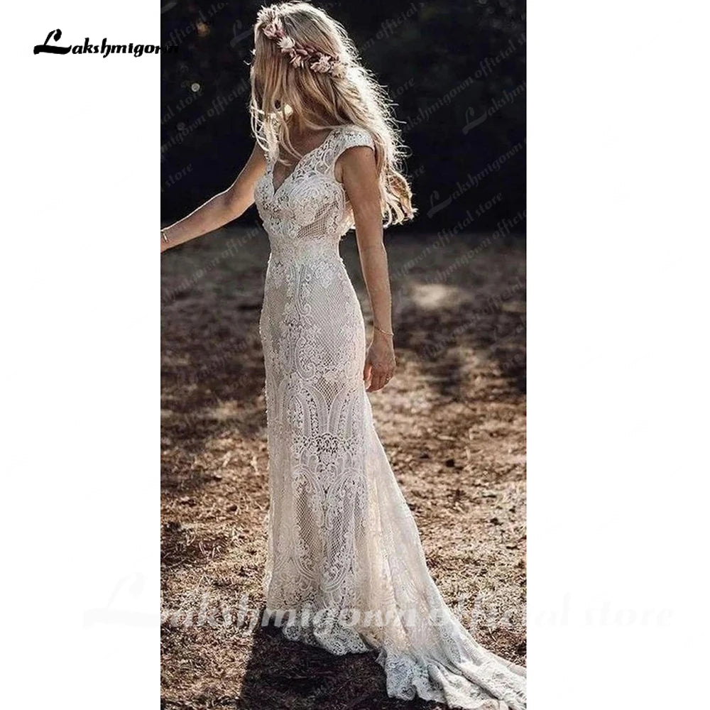Robe de mariée sirène en dentelle style bohème, style bohème, style civil, dos nu, sexy