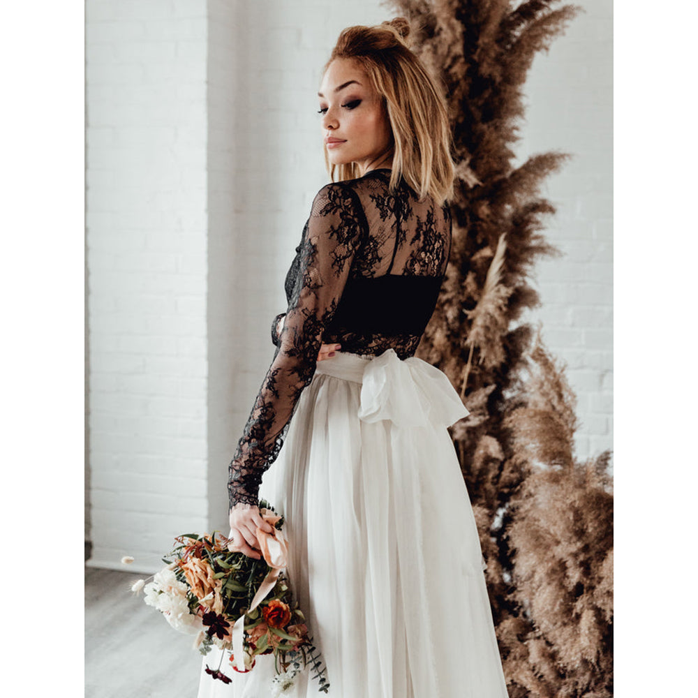 O Neck Long Sleeve Lace Top Bow Belt Gothic Black Wedding Dress