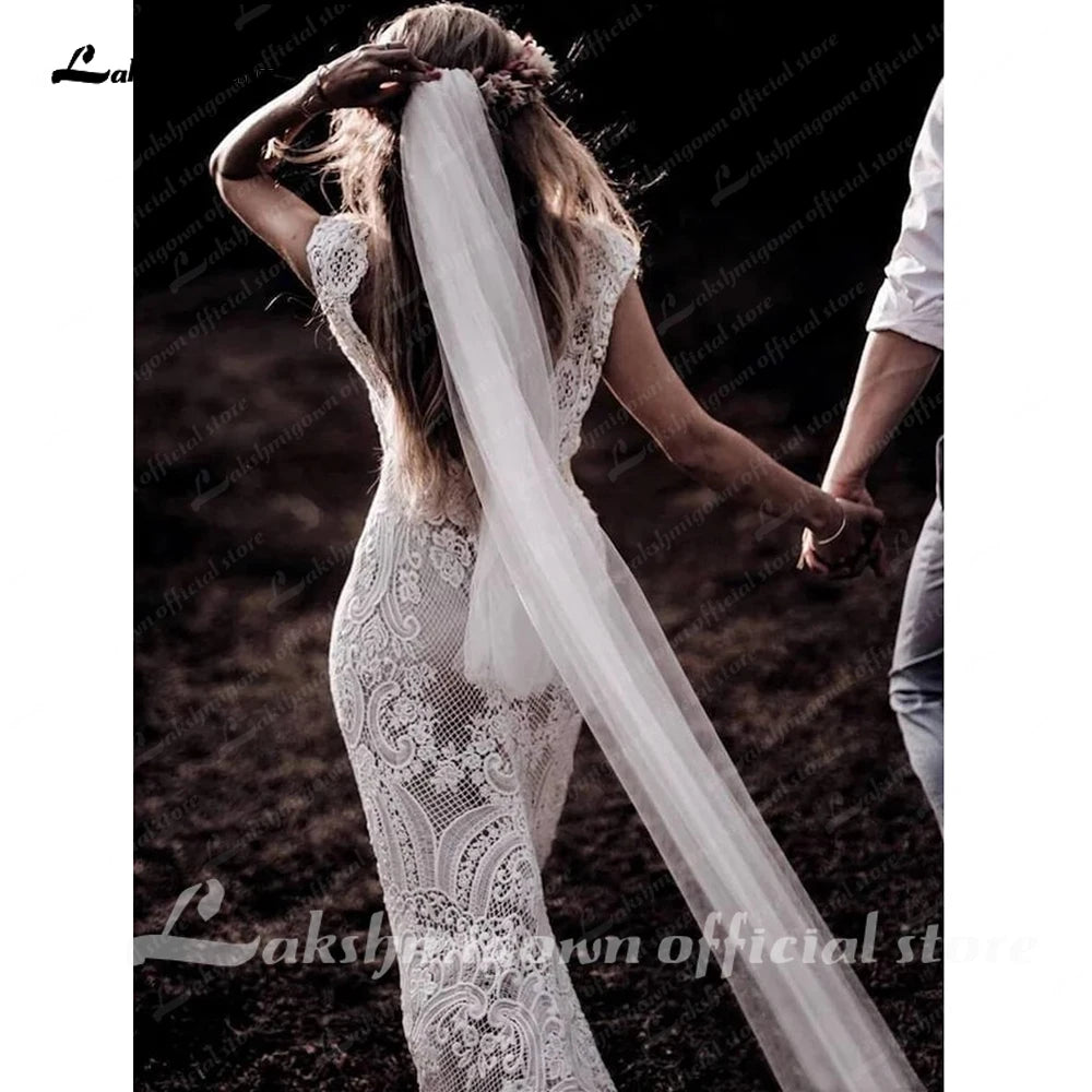 Robe de mariée sirène en dentelle style bohème, style bohème, style civil, dos nu, sexy