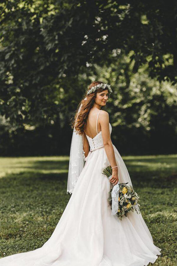 Tulle Lace A-line Spaghetti Straps Sweetheart Wedding Dresses With Train, MW652 | lace beach wedding dress | bridal outfit | wedding dresses online | www.musebridals.com