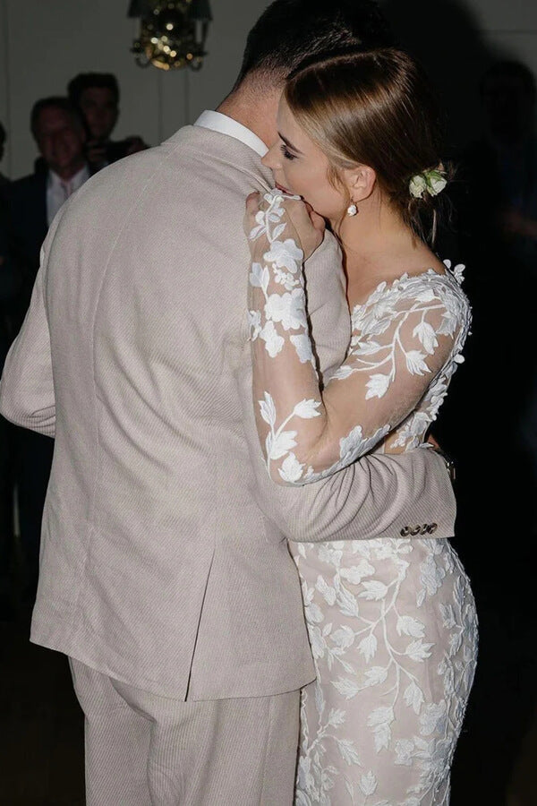 Sheath wedding dresses | outdoor wedding dress | boho wedding dress | musebridals.com