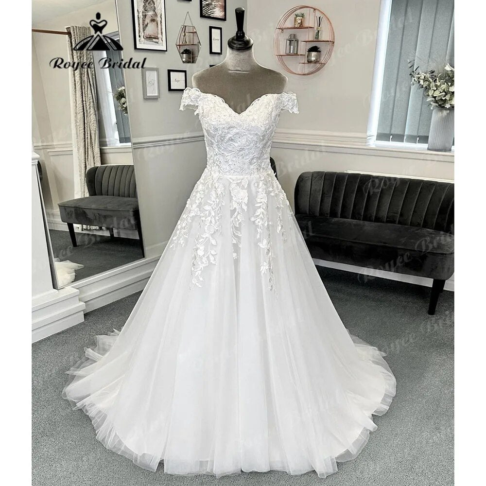 Vinatge Off Shoulder Lace A Line Wedding Dress for Wome V Neck