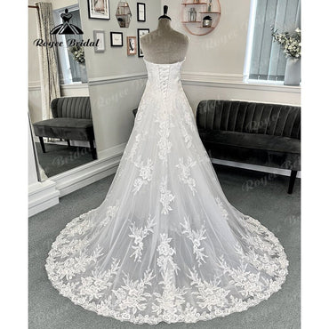Vintage Lace Appliques V Neck Wedding Dress for Women  Sleeveless Beach Bridal Gown Custom Made Lace Up Back Roycebridal