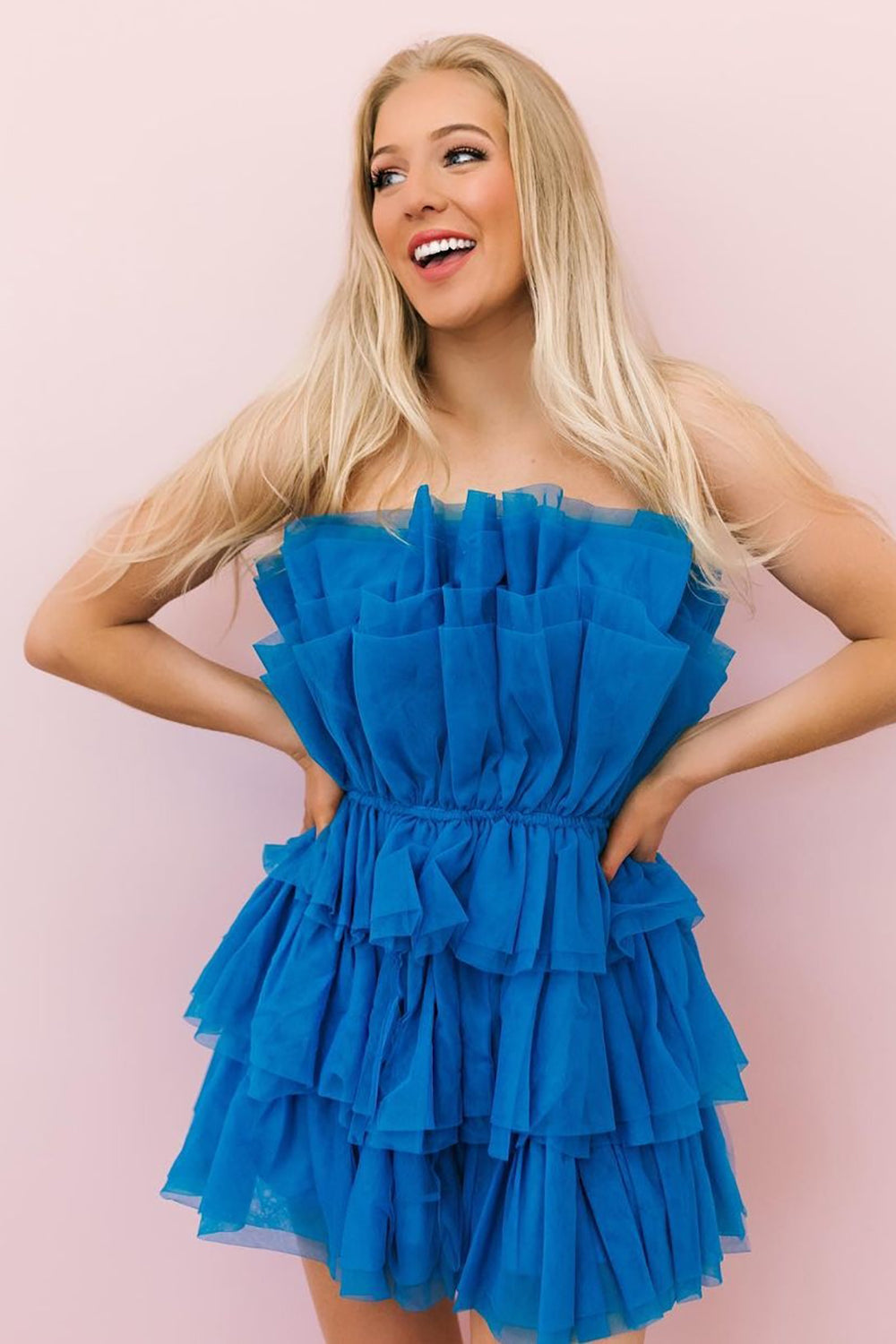 Hailey | Robe de soirée courte bustier coupe trapèze