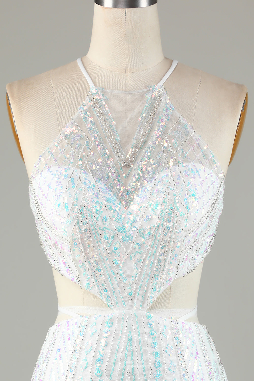 Robe de soirée moulante à paillettes blanches et dos nu avec lacets