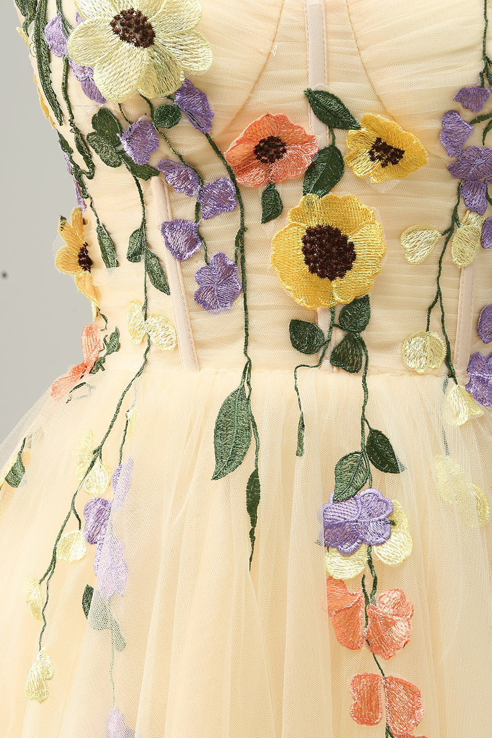 Champagne A Line Spaghetti Straps Short Homecoming Dress with Appliques