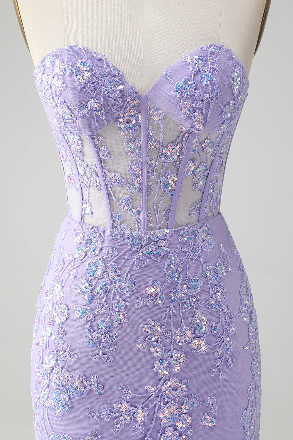 Edles lilafarbenes, figurbetontes, herzförmiges, kurzes Homecoming-Kleid im Korsett-Stil mit Pailletten