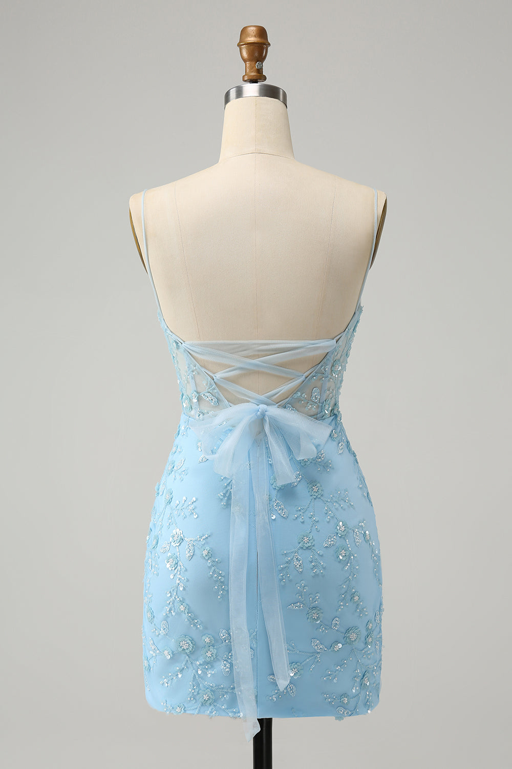 Stilvolles blaues, figurbetontes, kurzes Homecoming-Kleid mit Spaghettiträgern und Schnürung am Rücken mit Pailletten