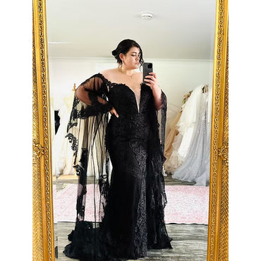 Sexy Deep V Neck Watteau Train Lace Appliques Tulle Mermaid Gothic Black Wedding Dress