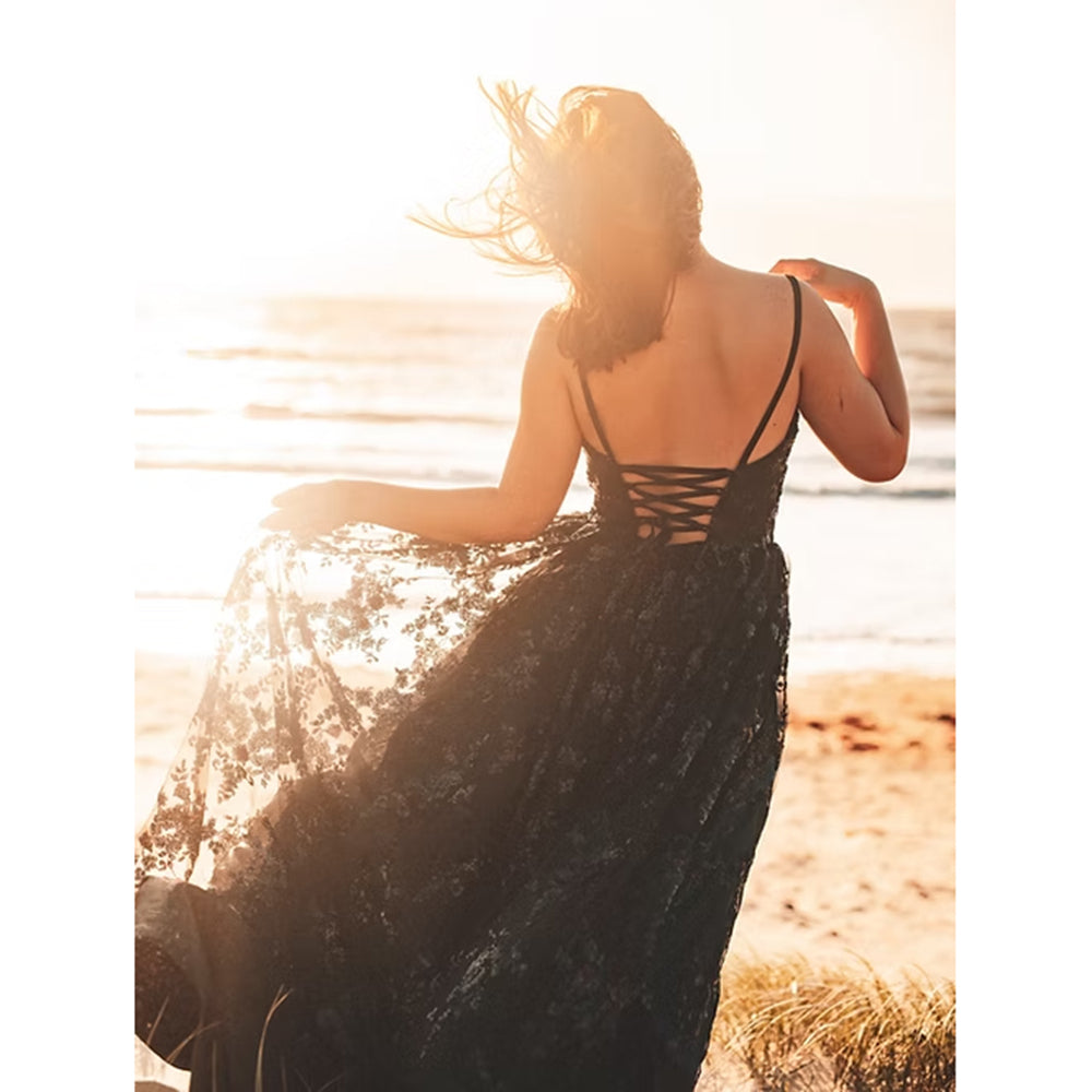 Sexy V Neck Spaghetti Straps Back Lace Up Tulle A Line Gothic Black Wedding Dress