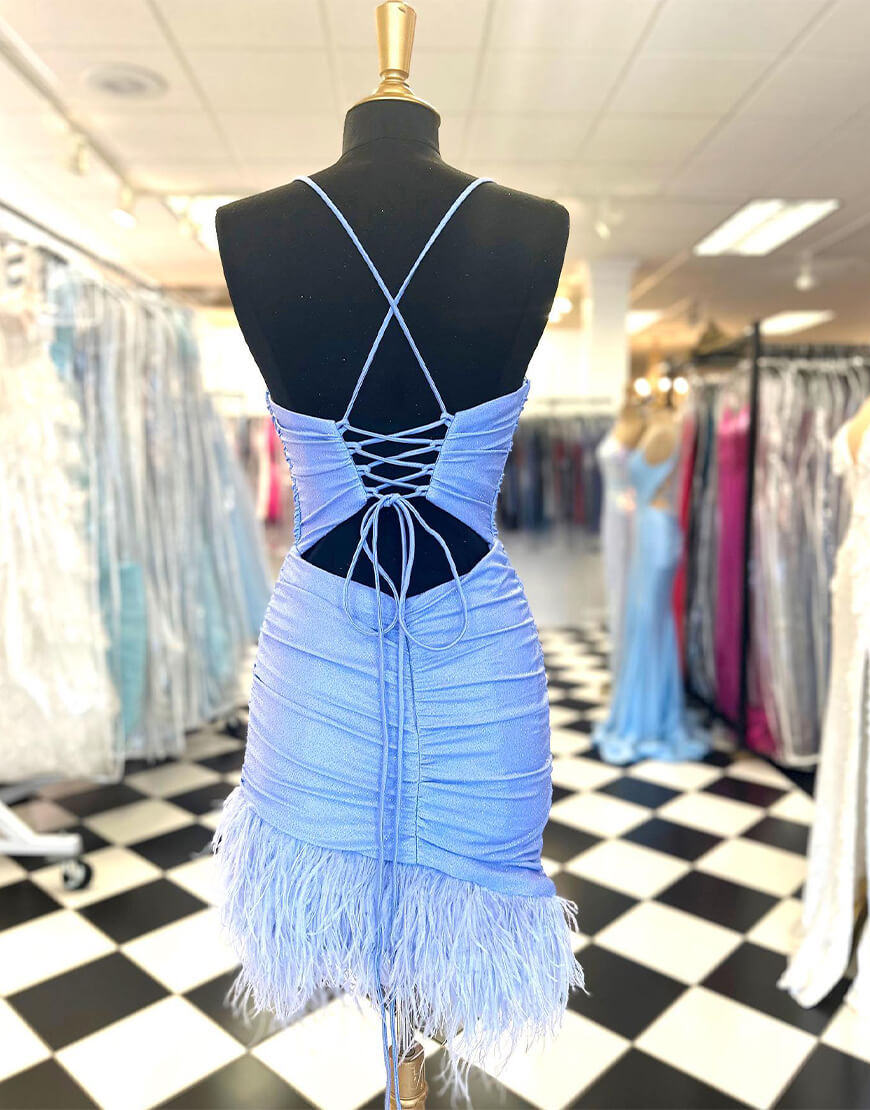 Anastasia |Etuiblaues Homecoming-Kleid mit Federn