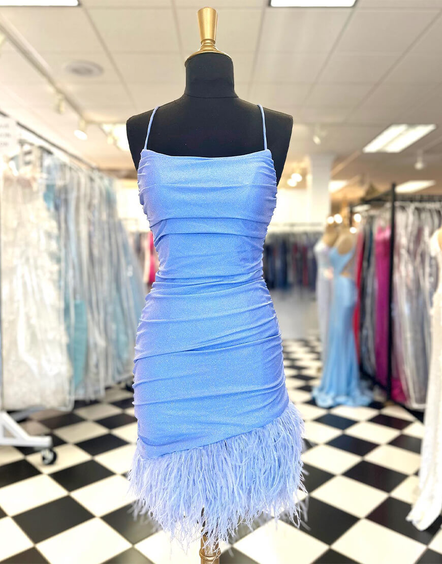 Anastasia |Etuiblaues Homecoming-Kleid mit Federn