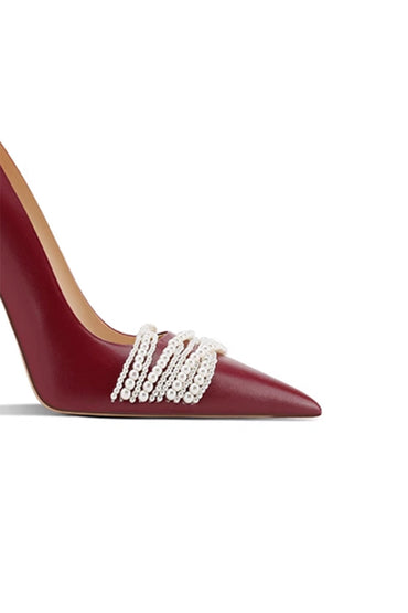 Escarpins à talons mi-hauts en cuir bordeaux avec perles