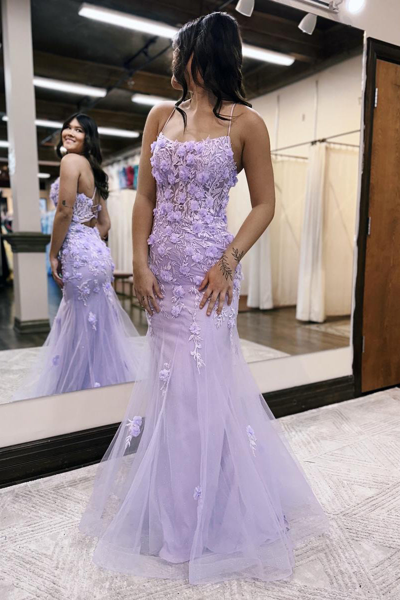 Robe de bal sirène lilas à encolure dégagée et appliqués