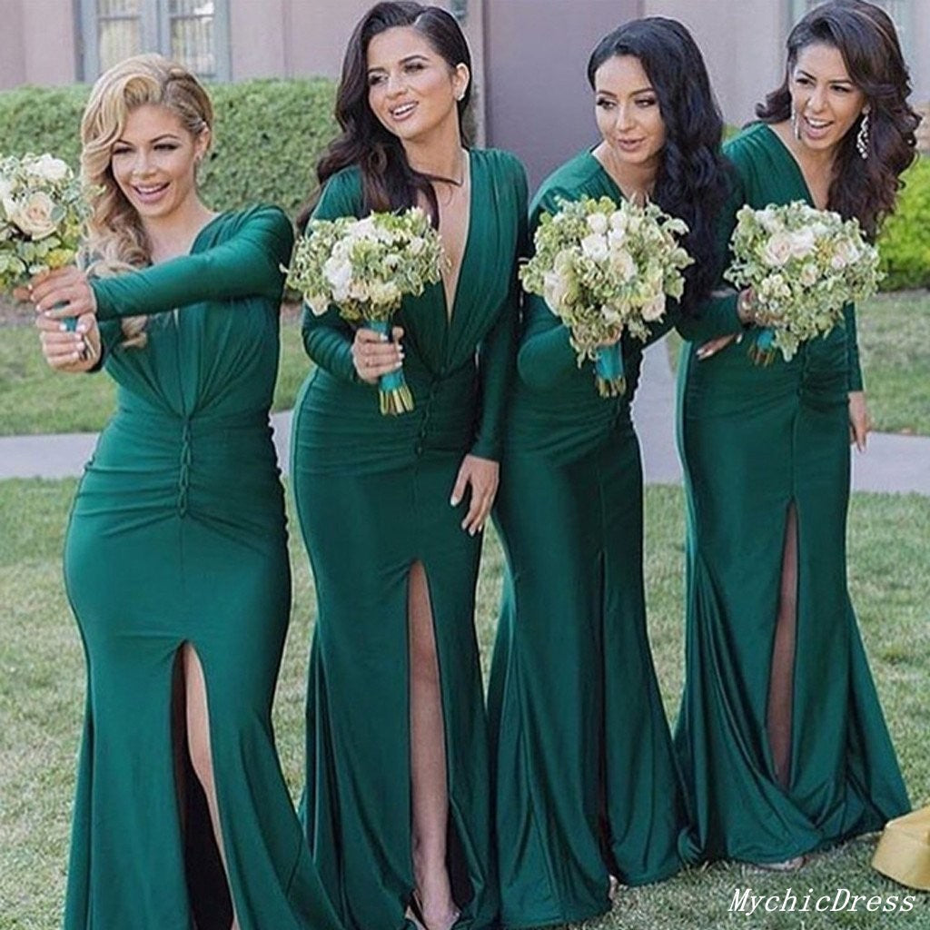Robe de demoiselle d'honneur vert émeraude à manches longues et col en V pour invitée de mariage d'automne Roycebridal