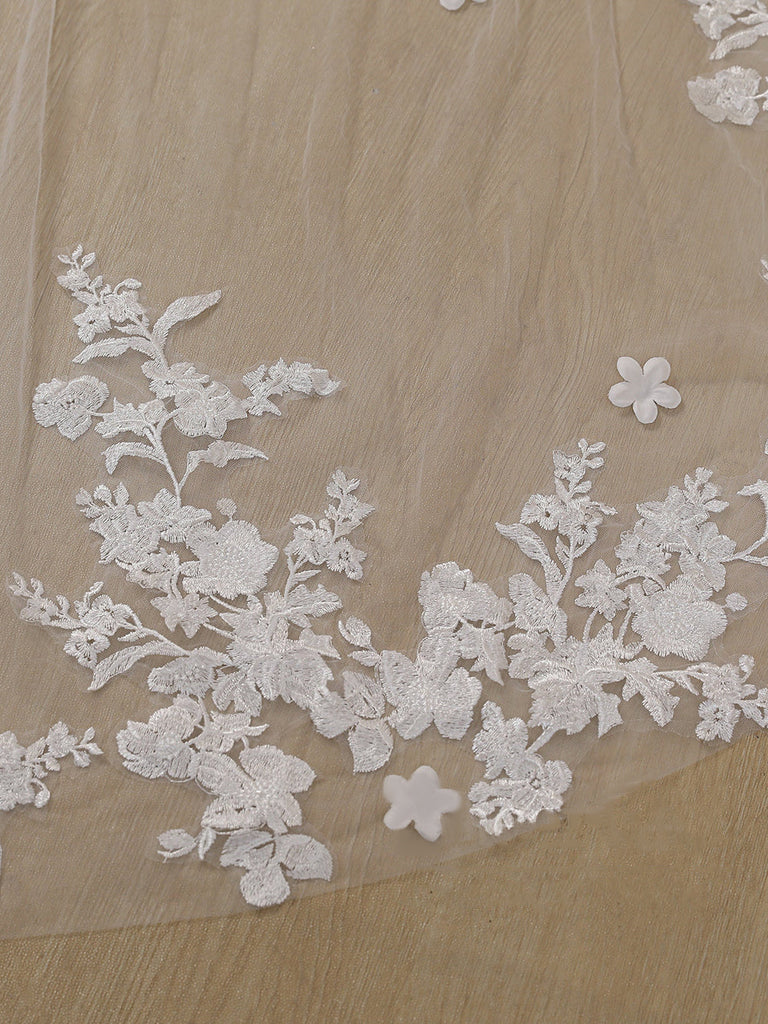 Voile de mariée cathédrale en dentelle florale délicate Roycebridal